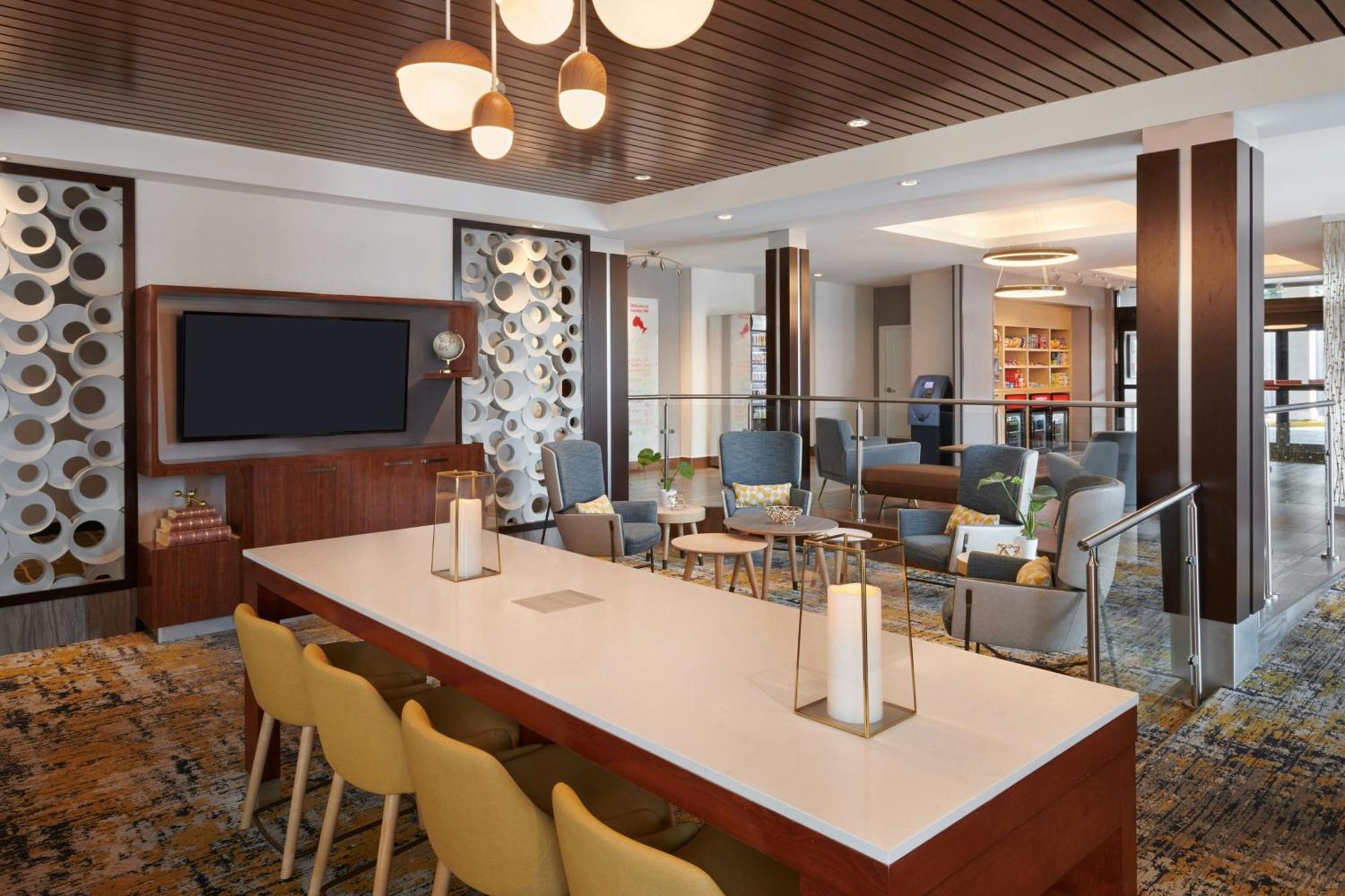 Towneplace Suites By Marriott London Eksteriør billede